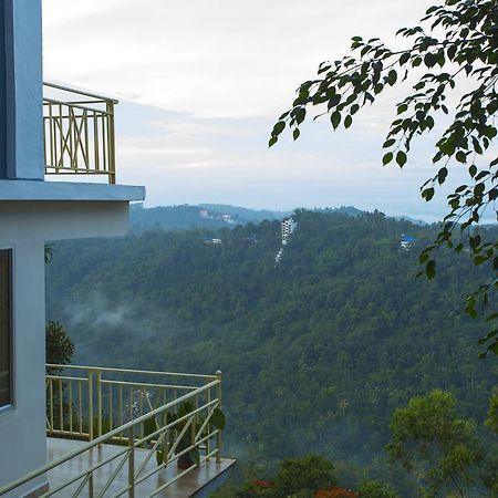 Spice Country Resort Chithirapuram Exterior photo